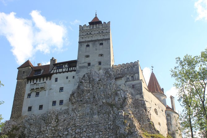Guided visit in Spanish to the Castle of Dracula in Bran (native Spanish guide). - The Story of Vlad Dracul and Dracula Mythology