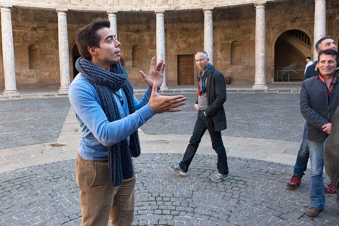 Guided visit to the Alhambra, Nasrid Palaces and Generalife - Discovering the Alcazaba and Its Strategic Views