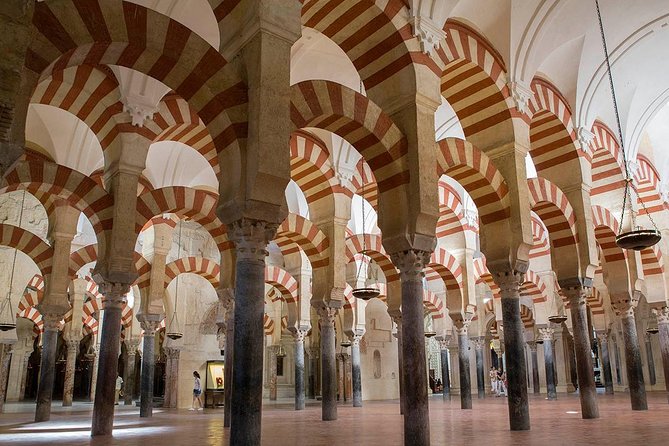 Guided visit to the Mosque and the Jewish Quarter of Cordoba - The Mosque-Cathedral of Córdoba: The Tour’s Highlight