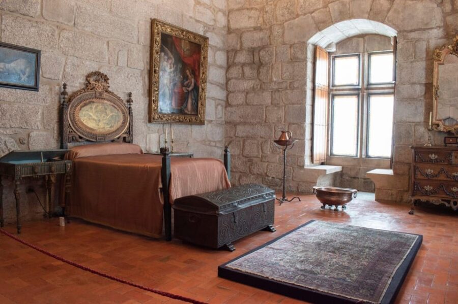 Guimarães: Palace of the Dukes of Bragança Entry Ticket - Frequently Asked Questions