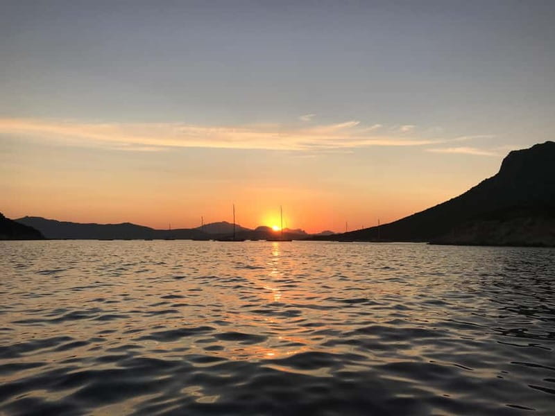 Gulf of Olbia: Dolphin watching by dinghy - How the Tour Begins at Bados Beach