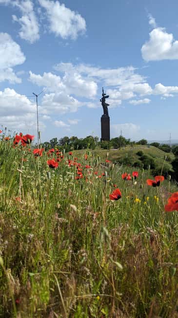 Gyumri: Private Guided Walking Tour By A Local Guide - Gyumri: The Starting Point at Vardanants Square