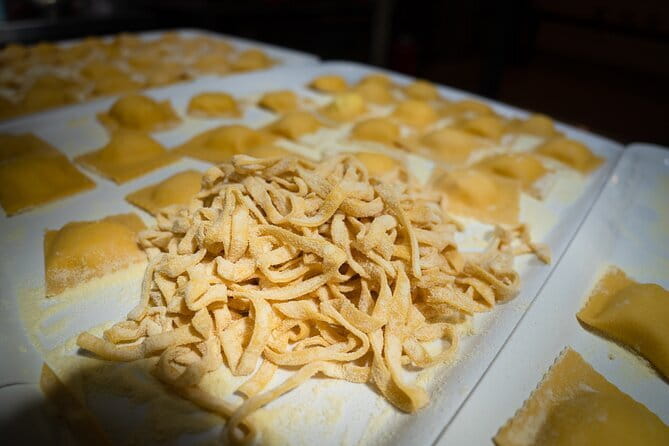 Half-day Florence Culinary Experience - From Market to Kitchen: Learning Traditional Pasta Techniques
