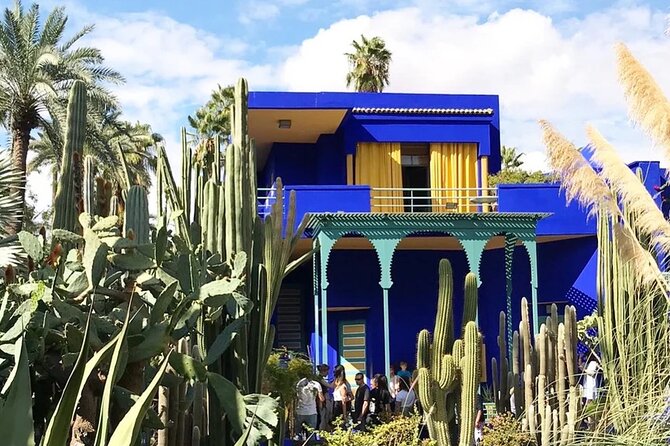 Half Day Private Sightseeing Tour in Marrakech City - Iconic Marrakech Landmark: Koutoubia Mosque
