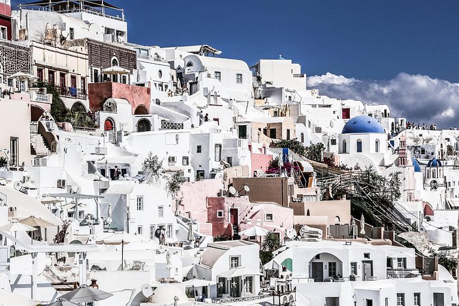 Half Day Santorini Highlights Private Tour - Exploring Oia Village and Its Charming Shops