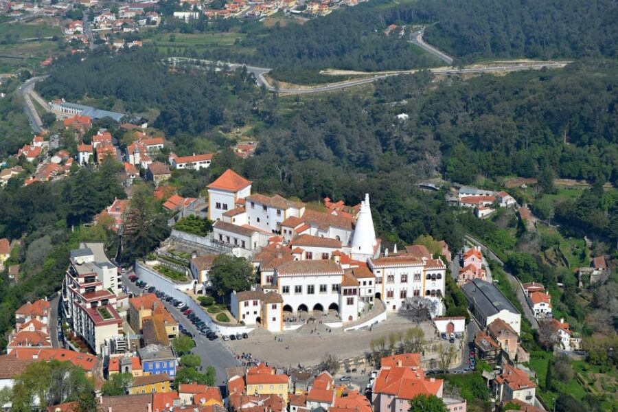 Half Day Shared Tour to Sintra with Licensed Guide - Starting at BessaHotel Liberdade for a Convenient Pickup