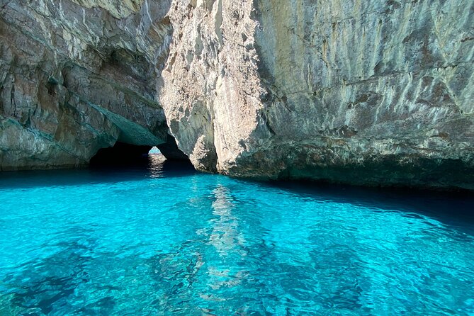 Half day tour of Capri by private boat - Visiting the Blue Grotto: Optional Adventure