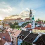 Hallstatt: Transfer to Prague via Cesky Krumlov with Tour - Discovering Cesky Krumlov’s Medieval Charm and Renaissance Elegance