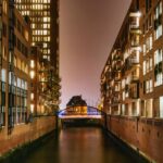 Hamburg: 1.5h Grand Harbor Evening Lights Cruise - Navigating Hamburg’s Warehouse District at Night