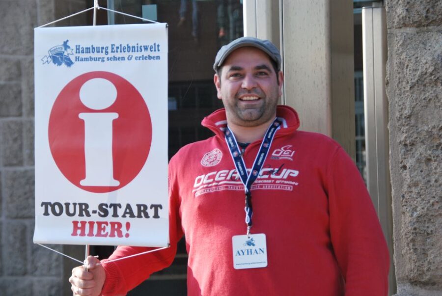 Hamburg: 3-Hour Limousine Tour with Driver-Guide - Exclusive Tour in a Stylish Limousine with a Personal Guide