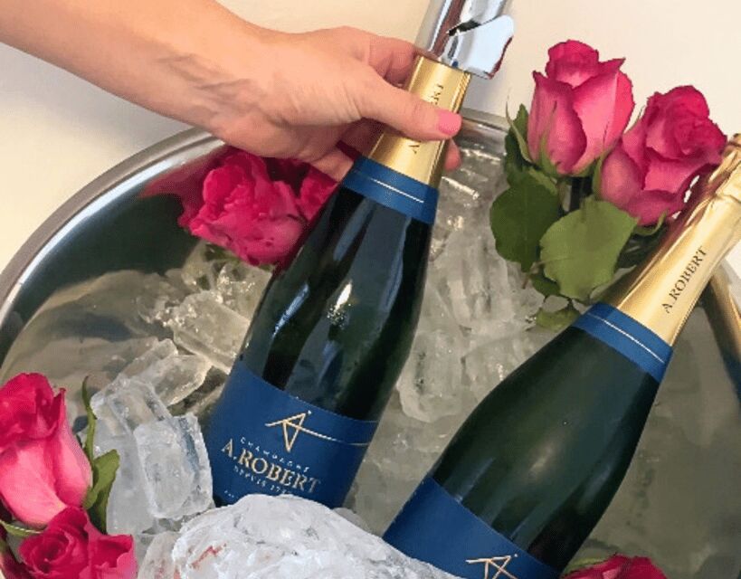 Hamburg: Body butter workshop with champagne - Making Your Own Body Butter in Hamburg’s Stylish Setting