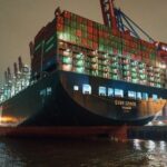 Hamburg Combi: 1,5h Evening Cruise & 2h Reeperbahn Tour - Exploring the Reeperbahn’s Iconic Landmarks and Nightlife