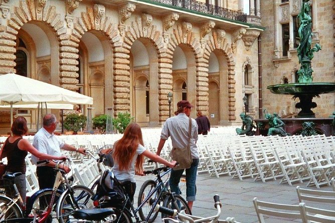 Hamburg Guided Bike Tour: Tradition and Modernity, Elbphilharmonie (min.4) - The Route: From the University to the City’s Heart