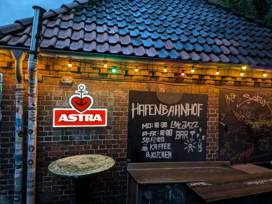 Hamburg: Katta Standup Comedy Show in Altona & Eimsbüttel - The Format and Lineup of Comedians