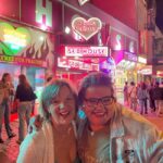 Hamburg: Neighborhood tour with an ex-dominatrix - Starting Point at Marys Treff: Your First Glimpse of St. Pauli