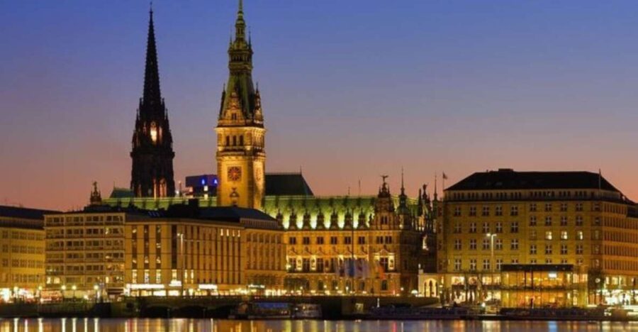 Hamburg : Private Walking Tour With A Guide (Private Tour) - Discover Hamburg’s Main Sights with a Local Guide