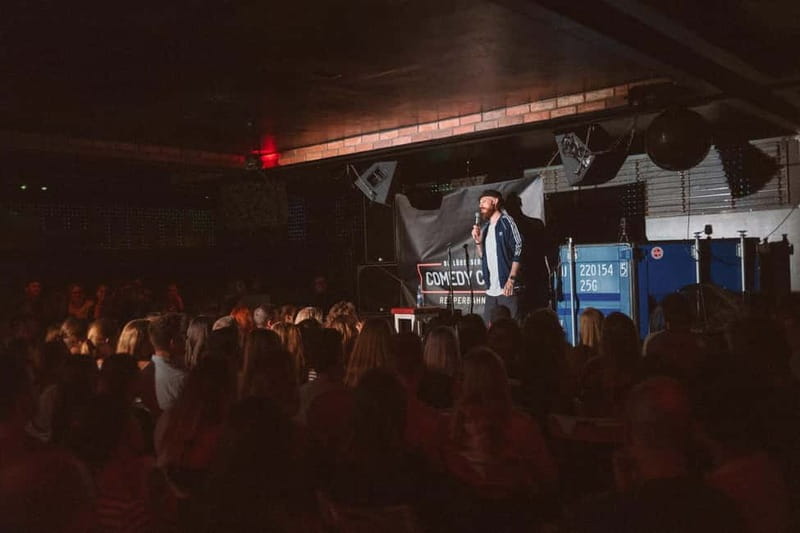 Hamburg: Reeperbahn Comedy Club - The Unique Setting of the Reeperbahn Comedy Club in Hamburg