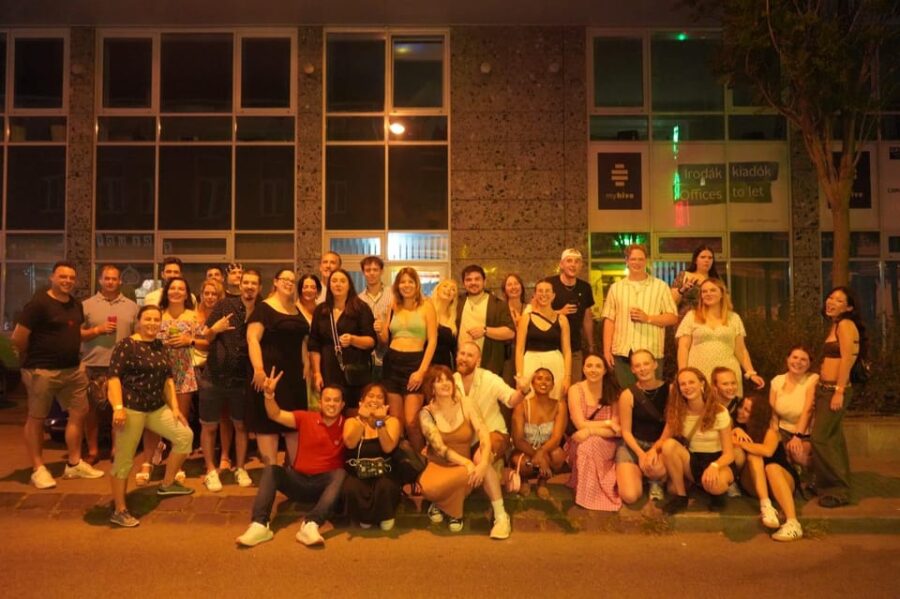 Hamburg: Reeperbahn Pub Crawl with Shots and Games - Starting Point: Meeting at the a&o Hostel Reception