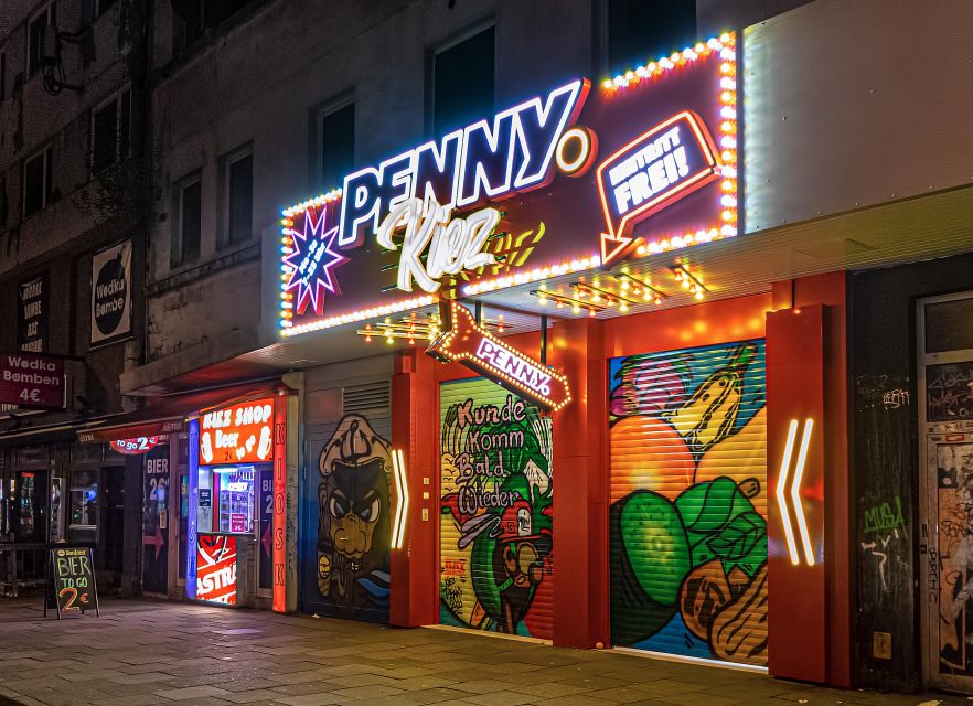 Hamburg: Safari tour in St. Pauli - Exploring the Vibrant Nightlife of St. Pauli