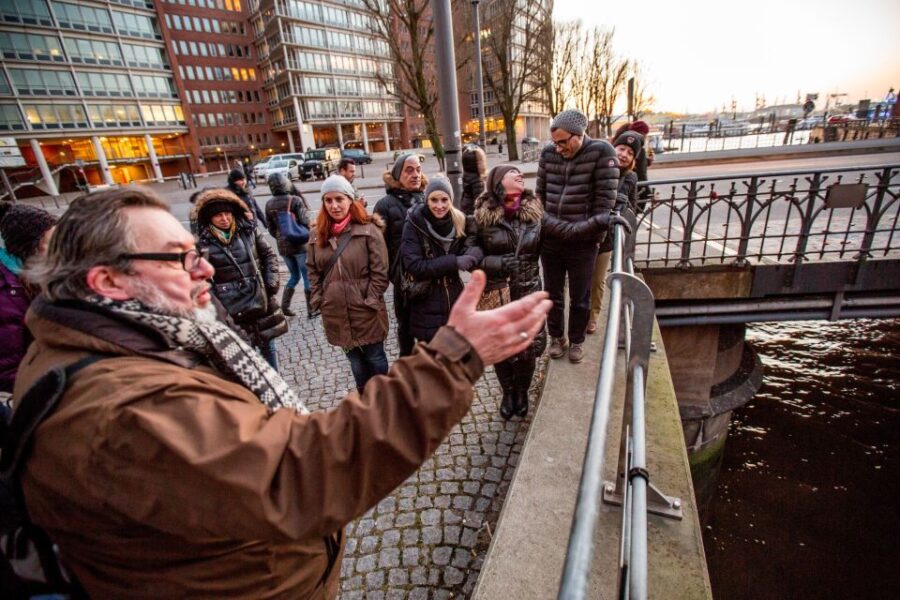 Hamburg: Speicherstadt and HafenCity 2-Hour Tour - Discovering HafenCity’s Modern Marvels