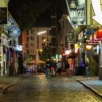 Hamburg: St. Pauli Highlights Guided Tour with Beer for 18+ - Discover the Famous Zur Ritze Boozing Club in Hamburgs Red-Light District
