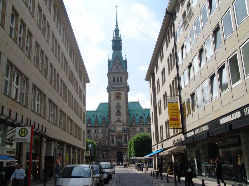 Hamburg: Walking Tour for School Groups - Exploring Hamburg’s Speicherstadt and HafenCity Districts