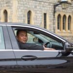 Hampton Court Palace and Windsor Castle Private Car Tour - Starting from Central London to Hampton Court Palace