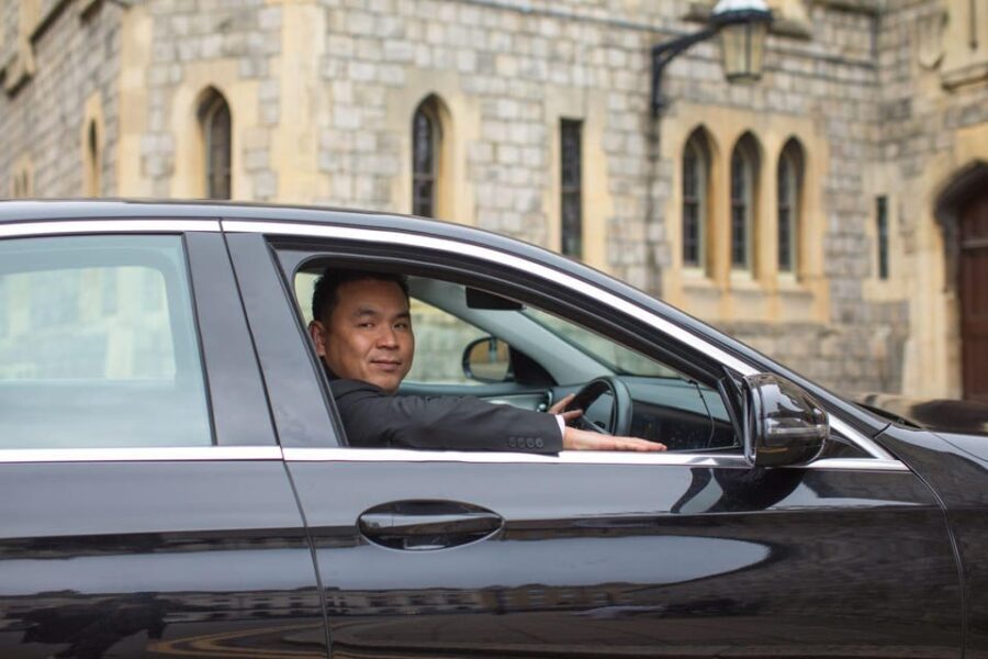 Hampton Court Palace and Windsor Castle Private Car Tour - Starting from Central London to Hampton Court Palace