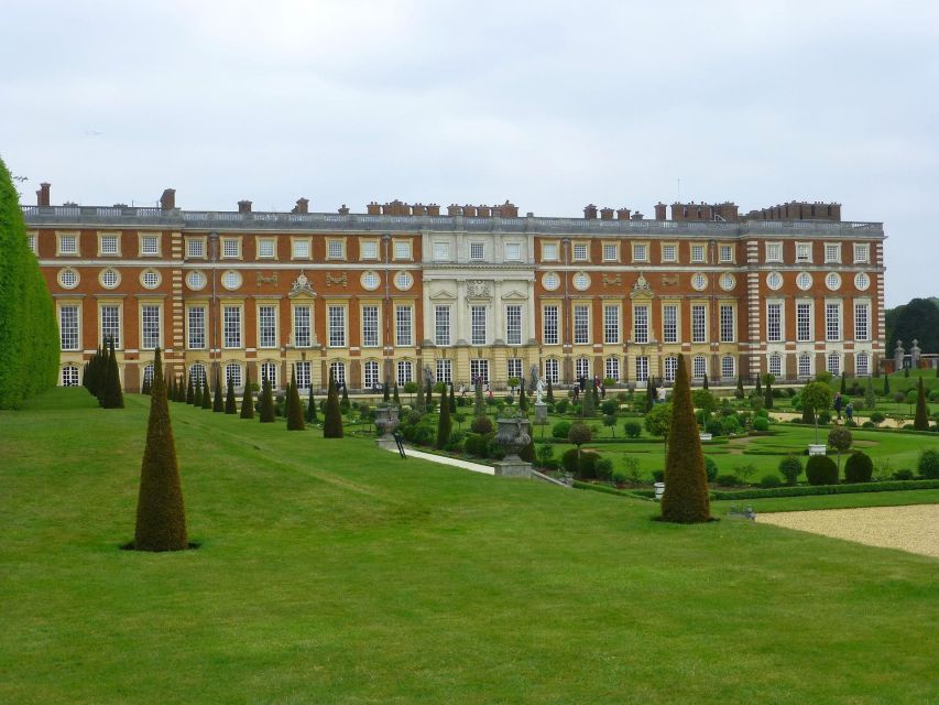 Hampton Court Palace Private tour With Fast Track Entry - Convenient Pickup and Drop-off from Soho or Private Addresses