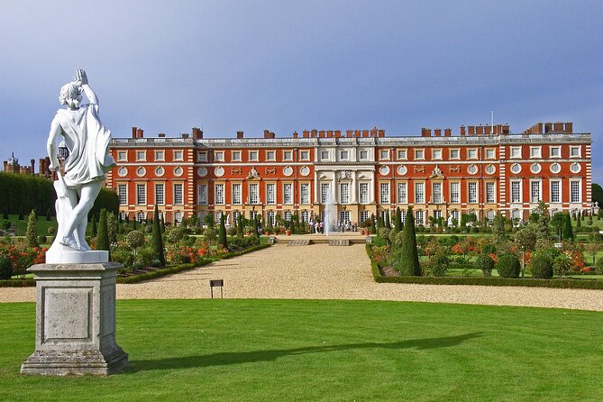 Hampton Court Palace, Stonehenge & Roman Bath Private Tour with Passes - Starting Point: Hassle-Free Pickup and Private Transfer
