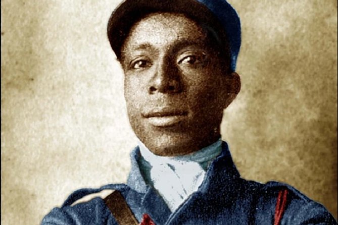 Harlem in Paris : the Birth of Jazz in France (Small Group Walking Tour) - Josephine Baker’s Legacy at Place Blanche