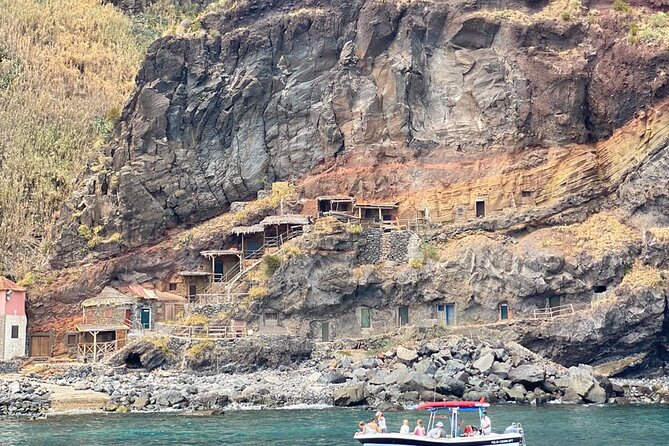 HD Private Boat Tour from Funchal  Swim, Paddle, Snorkel&Relax - Discovering Câmara de Lobos and Its Fishing Charm