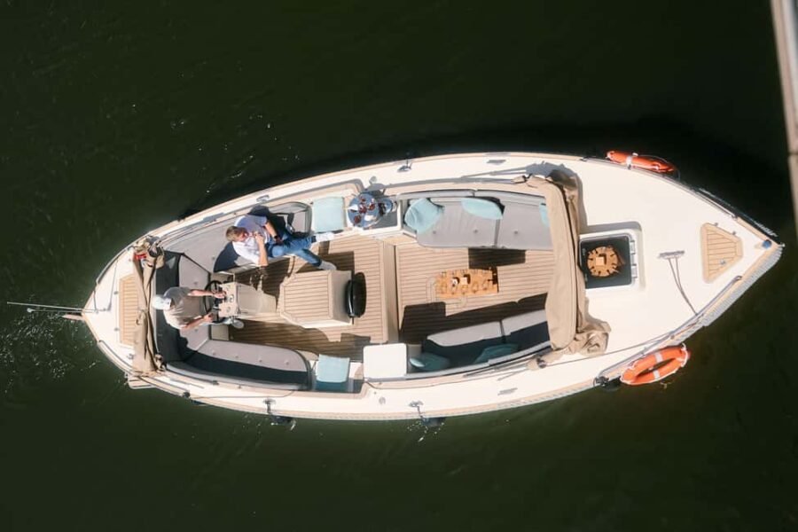 Heidelberg: Private boat trip with captain, 1.5 hours, up to 12 guests, from 40 per person. - Convenient Departure from the Heart of Heidelberg