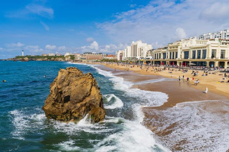 Hello Biarritz: Private 2-Hour Intro Walk with Local Guide - Explore Key Biarritz Landmarks with a Local Perspective