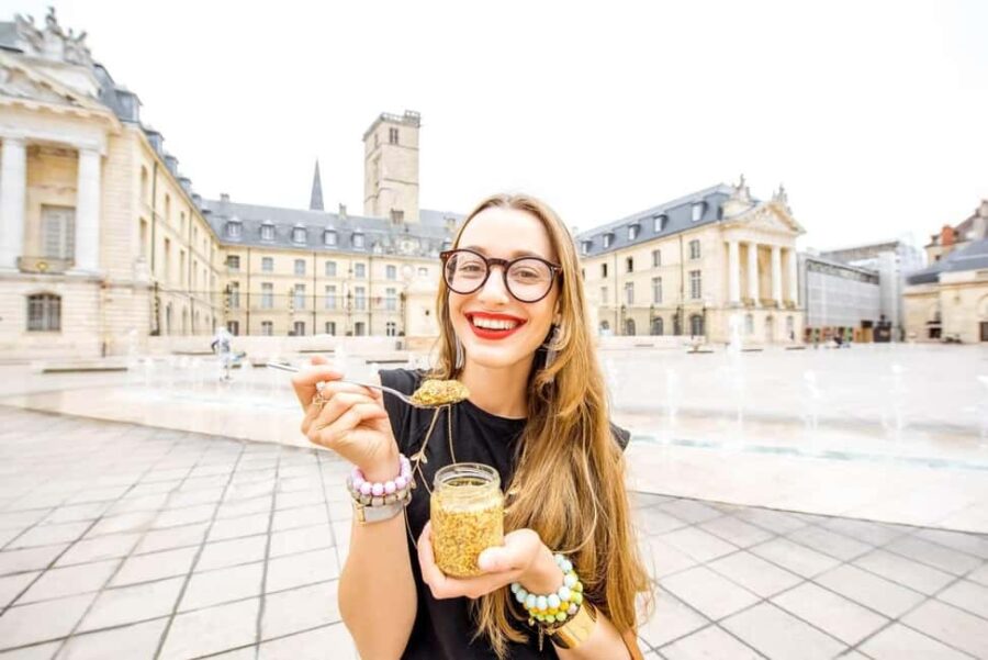 Hello Dijon: Private 2-Hour Intro City Walk with Local Guide - Exploring Iconic Landmarks: Église Notre-Dame and the Palais des Ducs