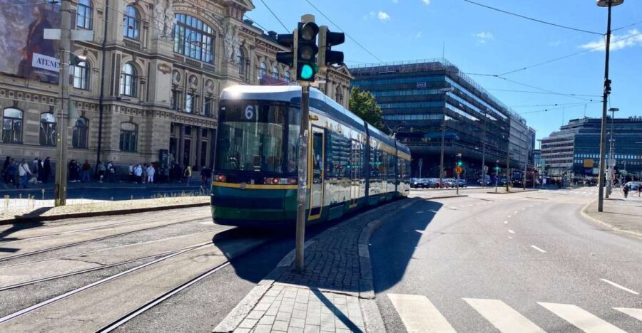 Helsinki: City Highlights and Suomenlinna Eco-Friendly Tour - Starting Point at Helsinki Central Railway Station