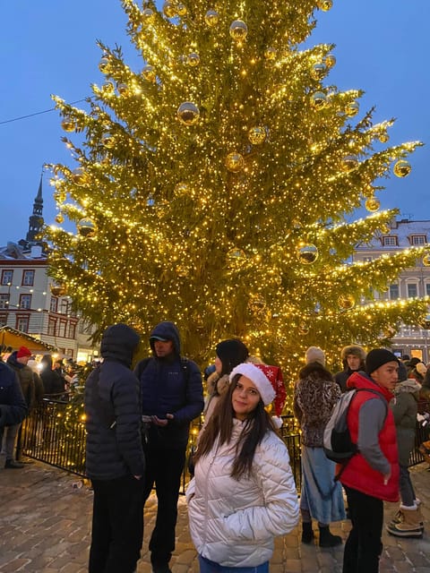 Helsinki: Guided Walking Tour with Local Guide - Market Square and Finnish Flavors