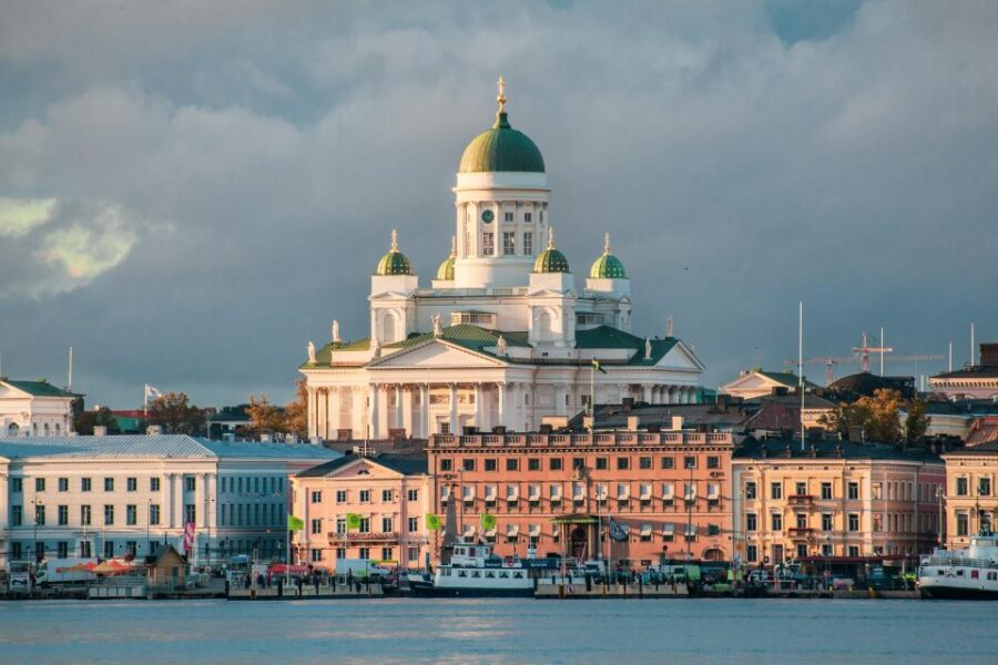 Helsinki: Private Architecture Tour with a Local Expert - Starting at Uspenski Cathedral: Helsinki’s Architectural Gateway
