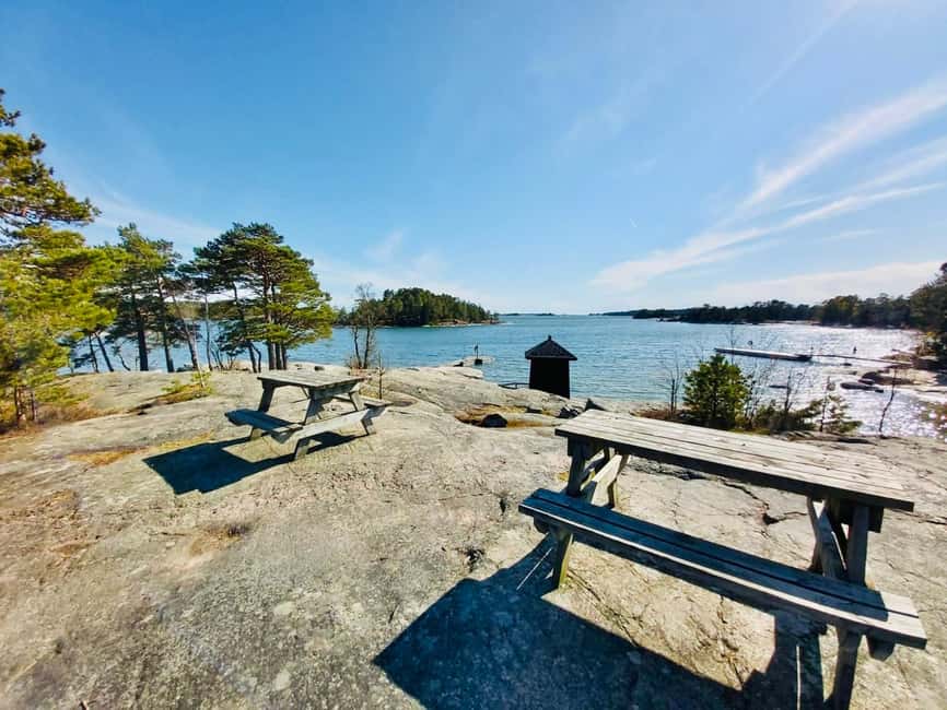 Helsinki: Private Boat Tour with Skipper/ Guide - Starting Point at Katajanokka Guest Harbor and Easy Access