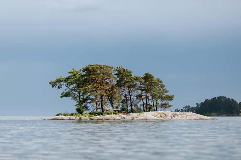 Helsinki: Private Kayak Tour in Eastern Helsinki Archipelago - What the Kayaks Are Like and Who They Suit