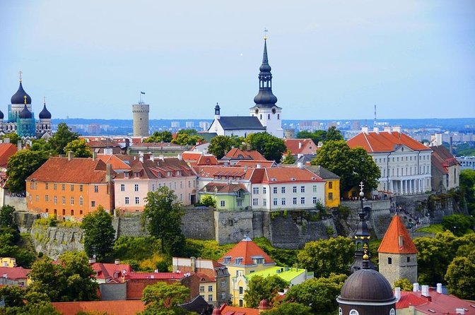 Helsinki to Tallinn Guided Tour with return Cruise tickets - Exploring Tallinn’s UNESCO World Heritage Old Town