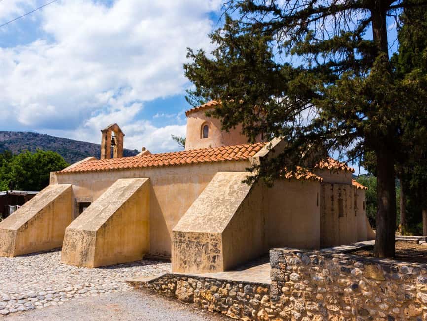 Heraklion: Lasithi Villages, Pottery Art & Knossos Palace - Scenic Drive to the Lasithi Plateau