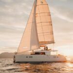 Heraklion: Private Catamaran Cruise to Dia with Meal & Drinks - Cruising on a Luxurious Catamaran in Crete