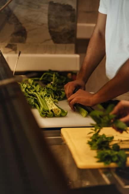 Heraklion: Vegan Cocktail Masterclass with Cretan Flavours - Experience Hands-On Cocktail Crafting with a Top Mixologist