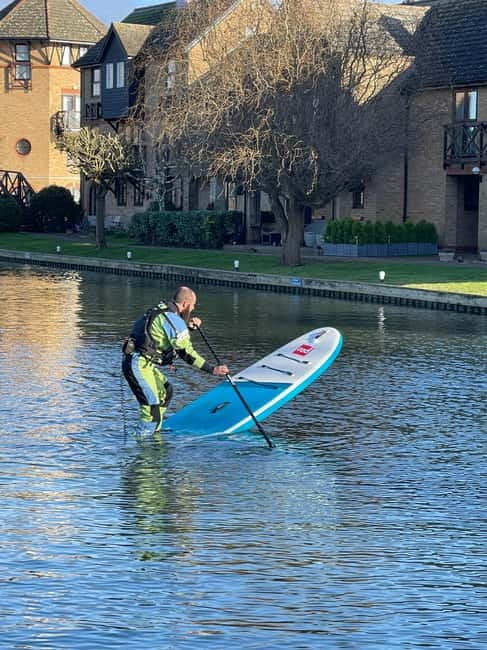 Hertfordshire: River Stort Paddleboarding Adventure - Navigating the Scenic River Stort in Hertfordshire