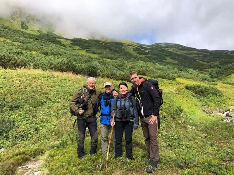 High Tatras: Bearwatching Hiking Tour in Slovakia - Starting Point in Podbanské: The Meeting Spot for Wilderness Adventure