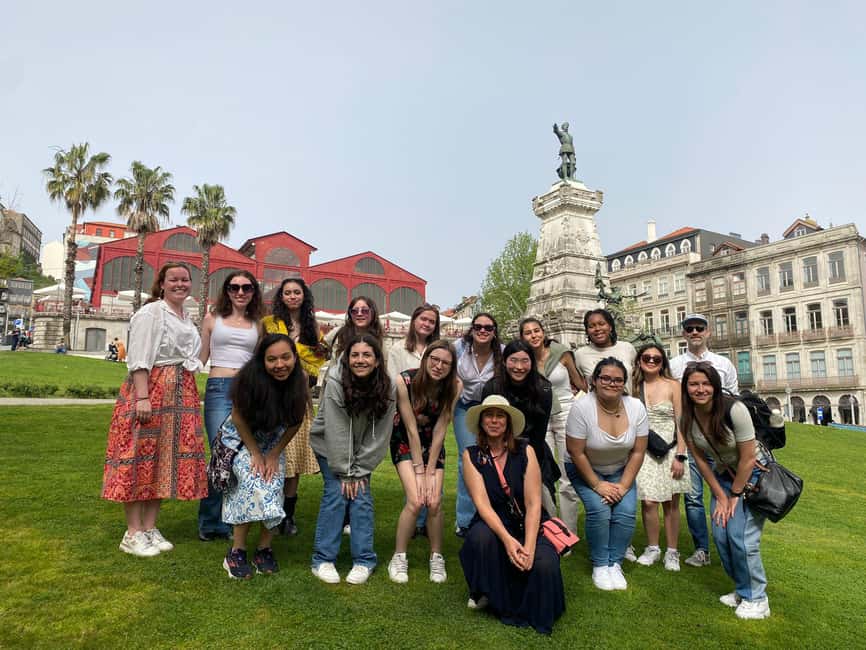 Highlights of Porto - Central Meeting Point in Porto for Easy Access