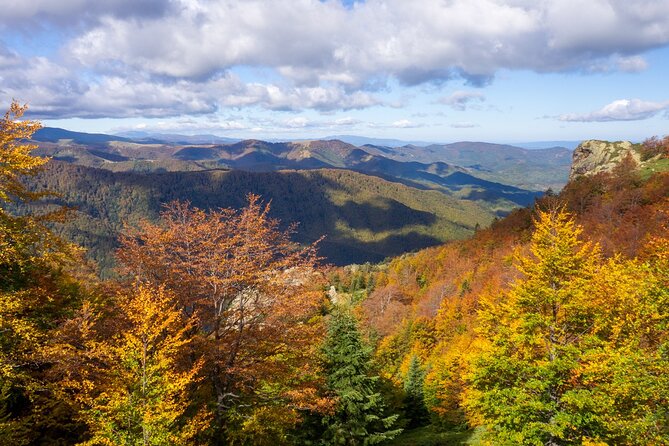 Hike in The Central Balkan National Park - Day 1: Gentle Ascent to the Main Mountain Crest
