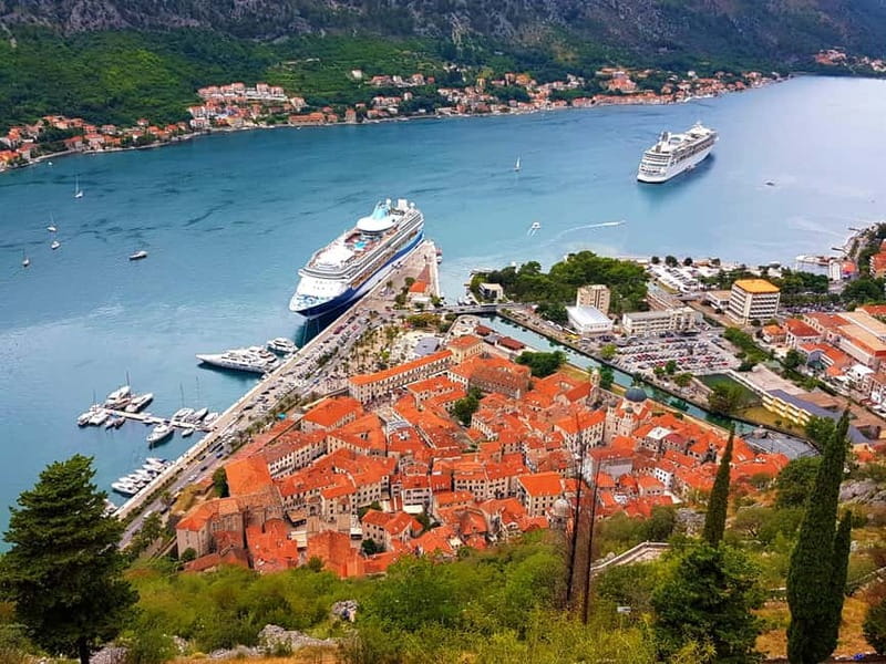 Hiking downhill Krstac to Kotor, visit San Giovanni fortress - Hiking Down the Serpentine Path: Forest to Open Views