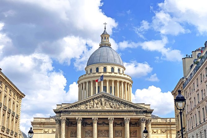Historic Paris: Exclusive Private Tour with a Local Expert - Discovering the Landmarks: From the Bastille to the Louvre